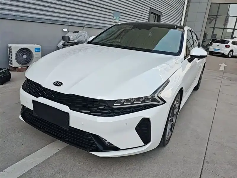 Kia K5, 2021