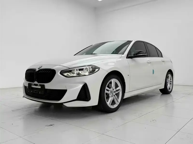 BMW 1 Series, 2021
