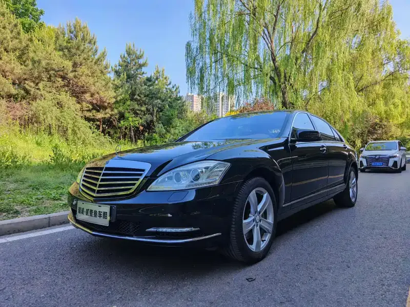 Mercedes-Benz S-Class, 2009