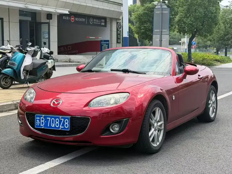 Mazda MX-5, 2011
