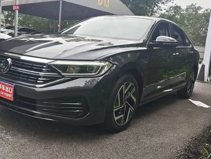 Volkswagen Sagitar, 2022