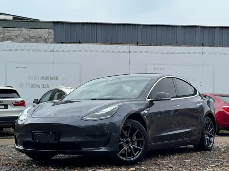 Tesla Model 3, 2020