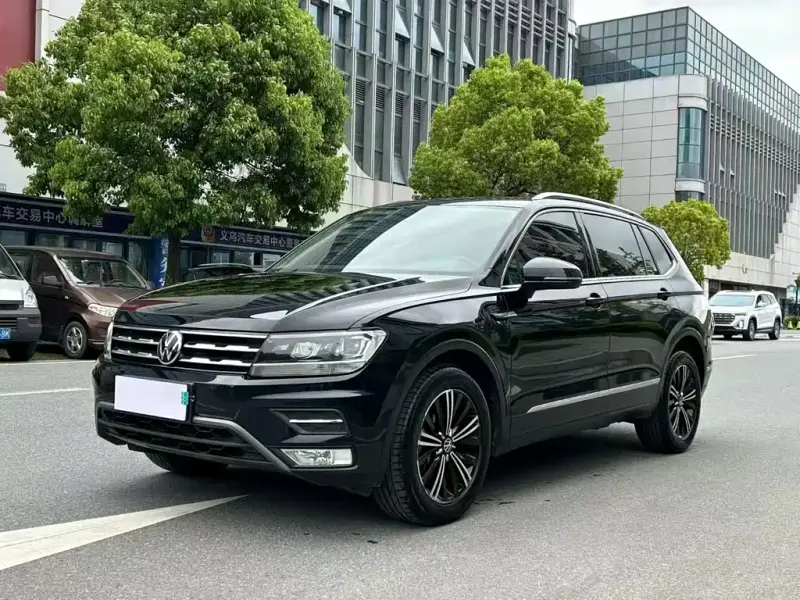 Volkswagen Tiguan L, 2021