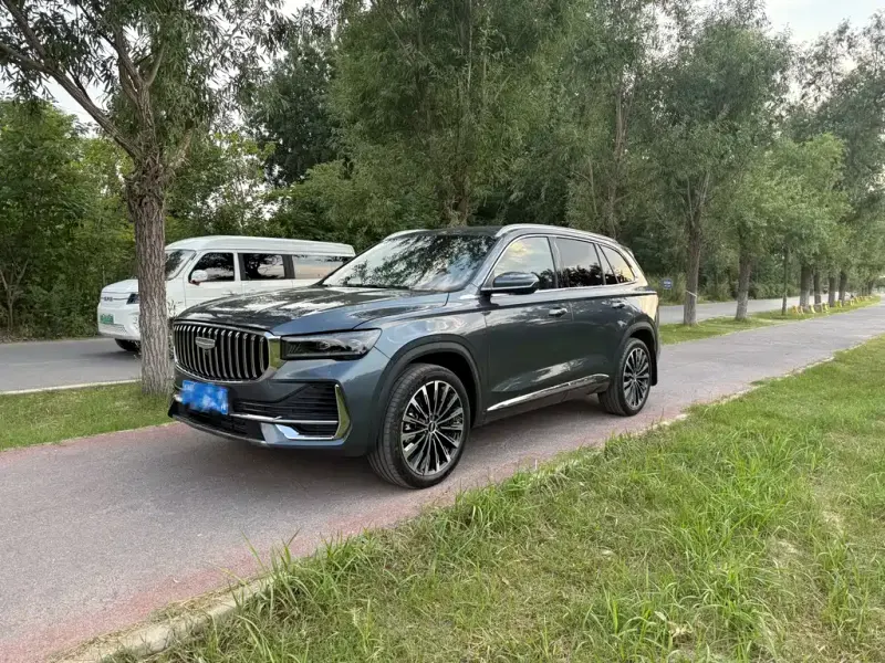 Geely Xingyue L, 2025