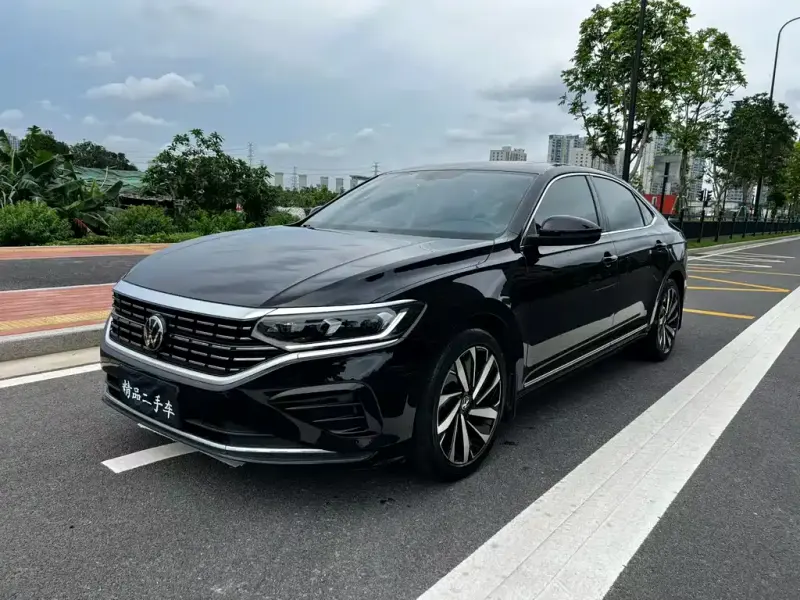 Volkswagen Passat, 2023