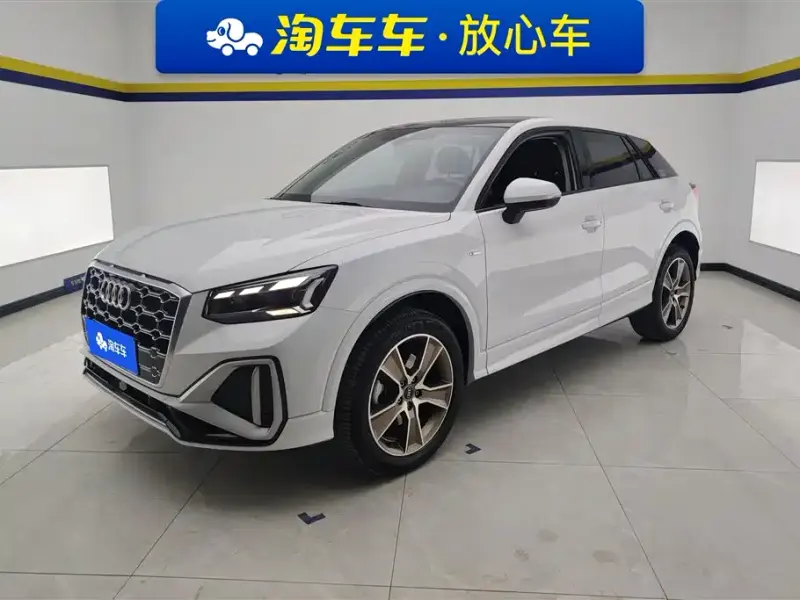 Audi Q2L, 2024