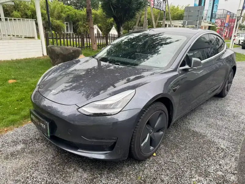 Tesla Model 3, 2020