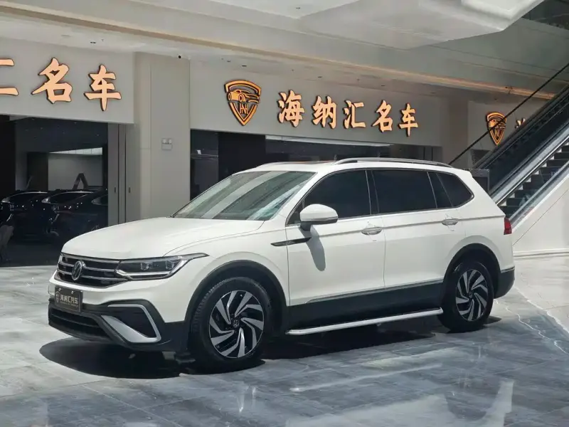 Volkswagen Tiguan L, 2022