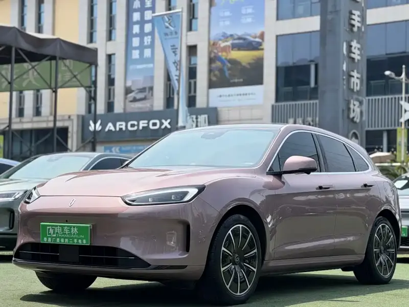 AITO M5, 2023
