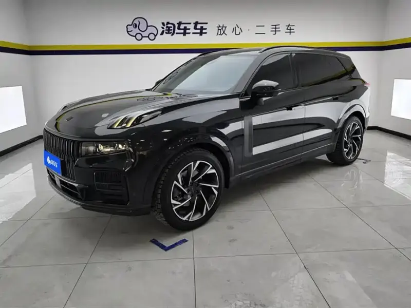 Lynk & Co 09, 2022