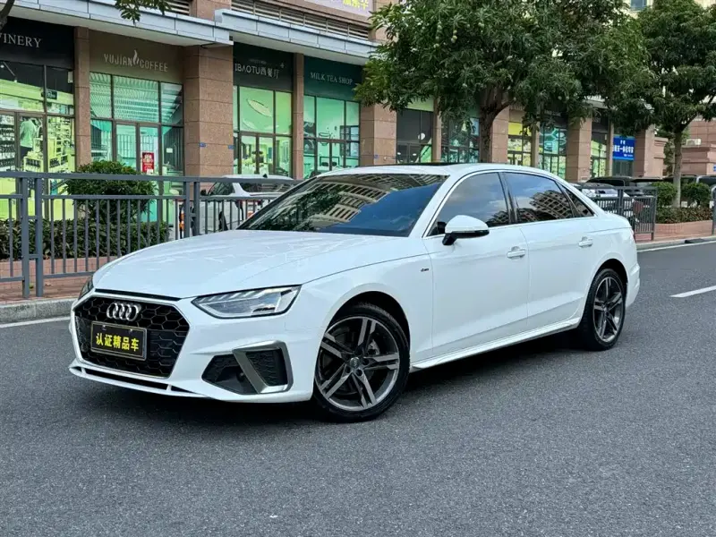 Audi A4L, 2022