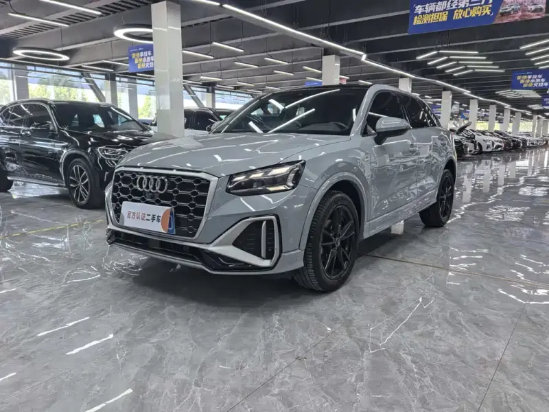 Audi Q2L, 2022