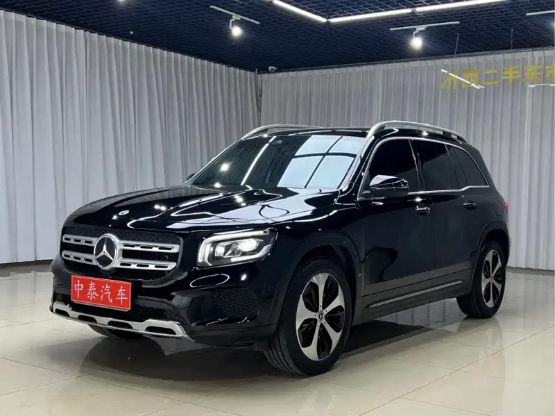 Mercedes-Benz GLB, 2023
