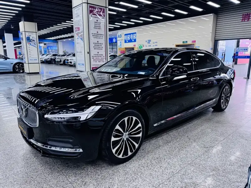Volvo S90, 2022