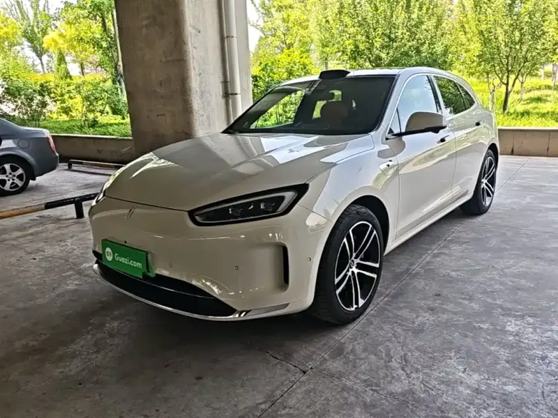 AITO M5, 2025