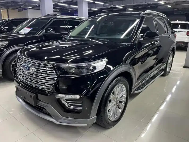 Ford Explorer, 2022