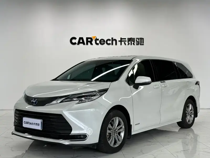 Toyota Sienna, 2023