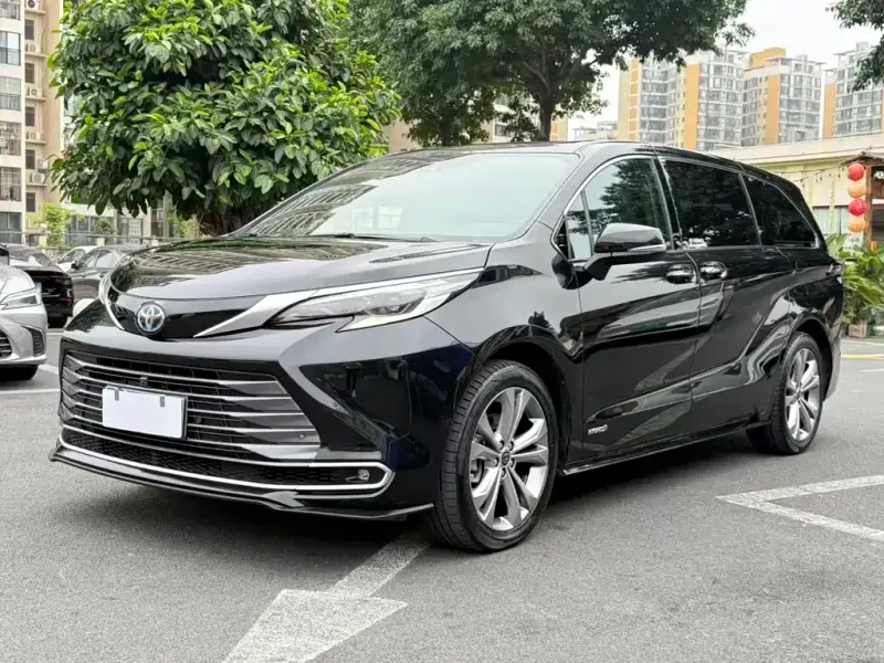 Toyota Sienna, 2024