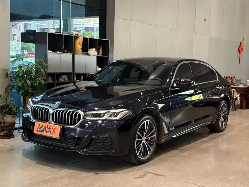 BMW 5 Series, 2023