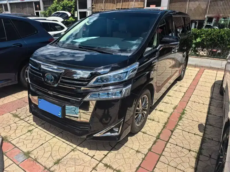 Toyota Vellfire, 2021