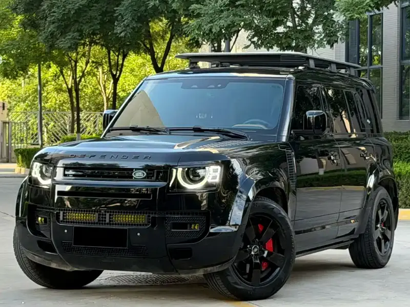 Land Rover Defender, 2024