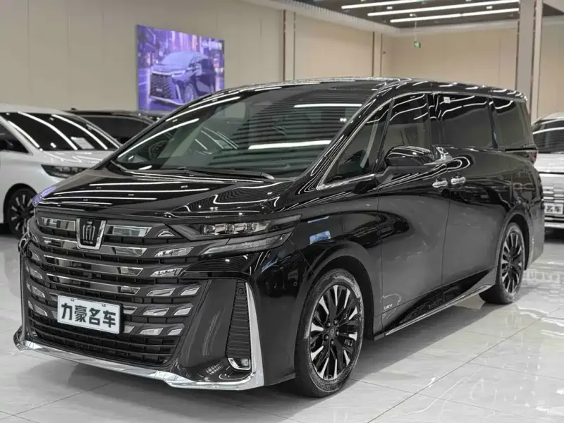 Toyota Vellfire, 2024