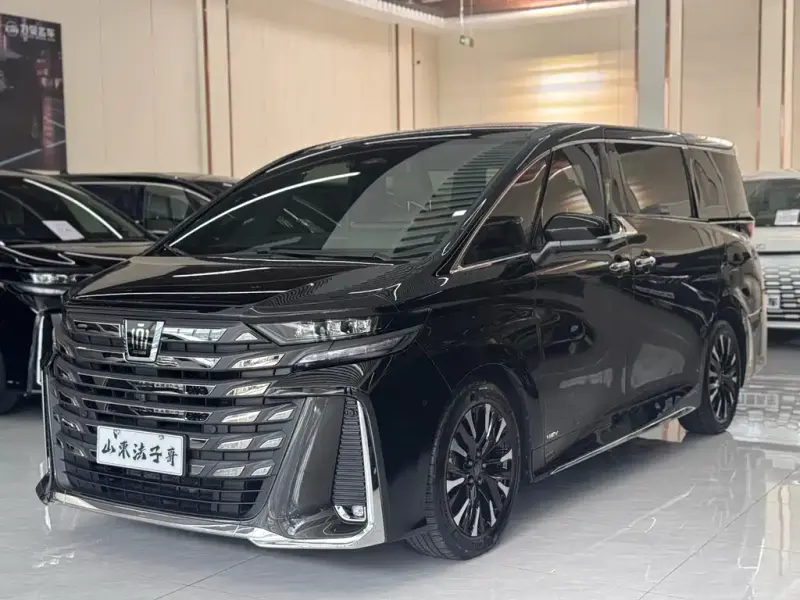 Toyota Vellfire, 2025