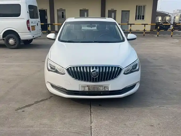 Buick Excelle, 2016