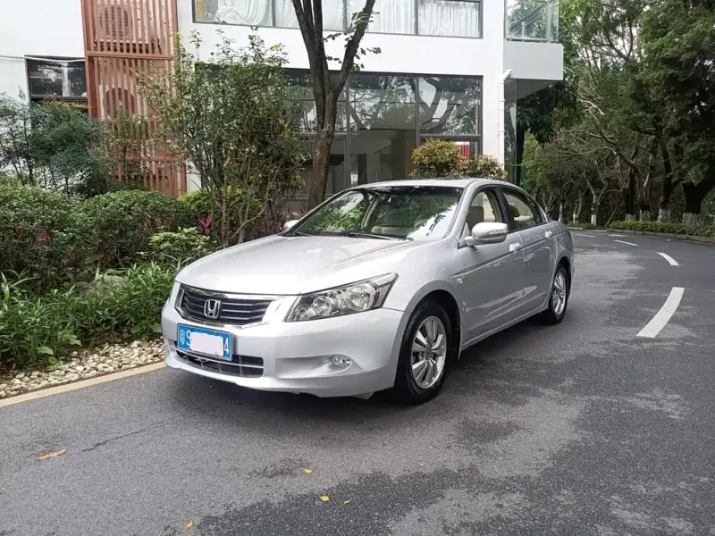Honda Accord, 2010