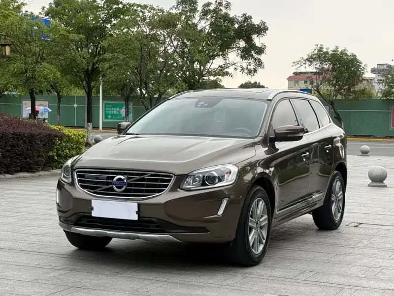 Volvo XC60, 2016