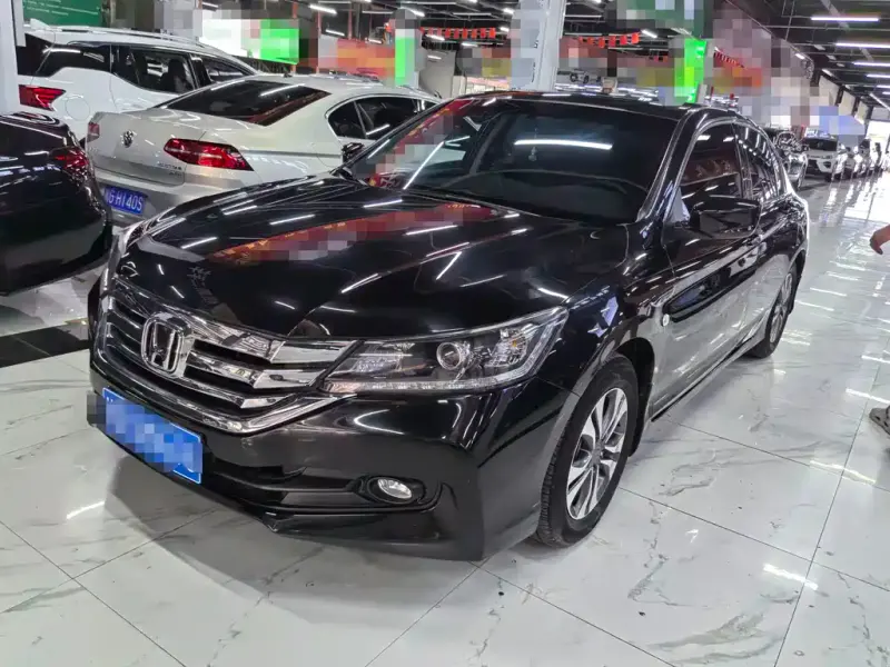 Honda Accord, 2015