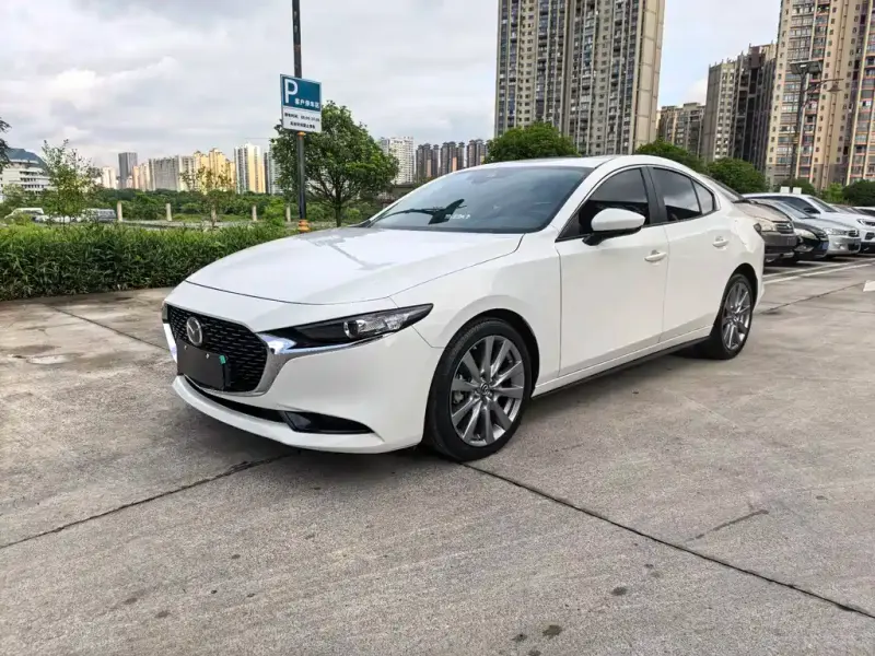 Mazda 3 Axela, 2023