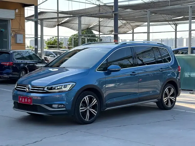 Volkswagen Touran, 2021