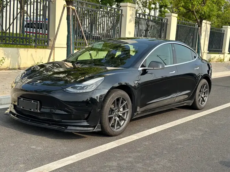 Tesla Model 3, 2020
