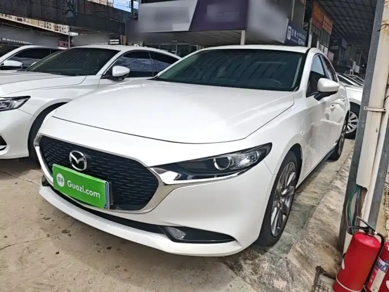 Mazda 3 Axela, 2022