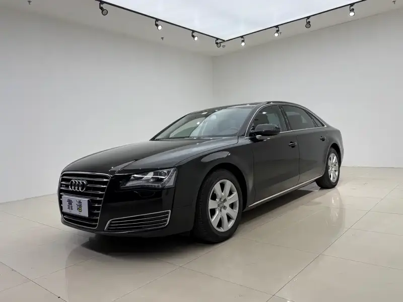 Audi A8, 2014