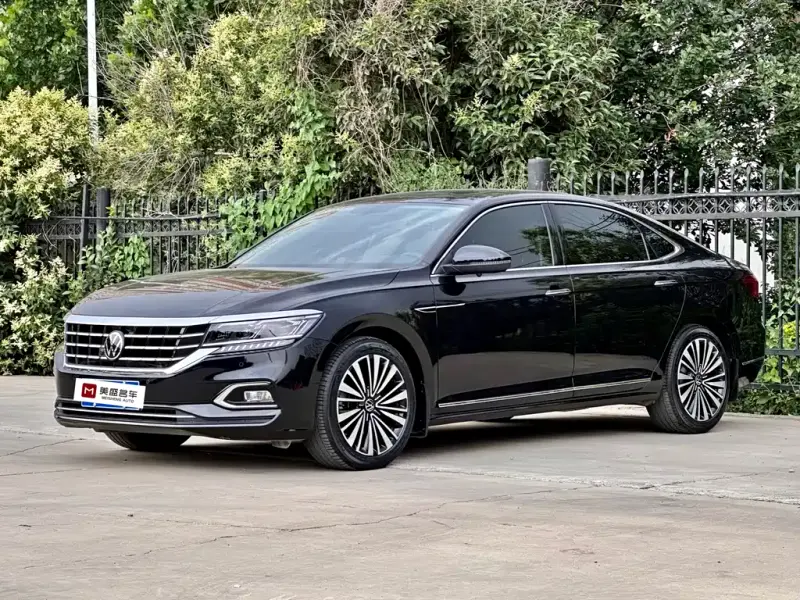 Volkswagen Passat, 2021
