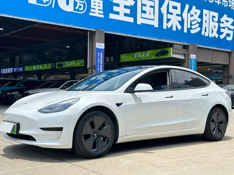 Tesla Model 3, 2021