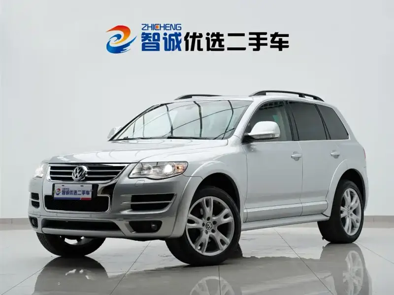 Volkswagen Touareg, 2010