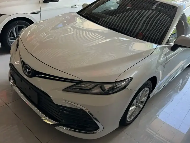 Toyota Camry, 2023