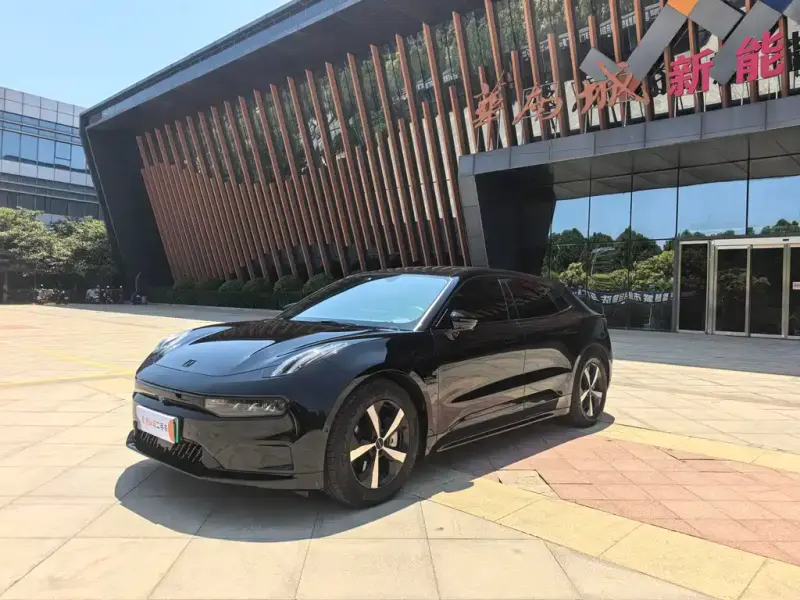 Zeekr 001, 2023