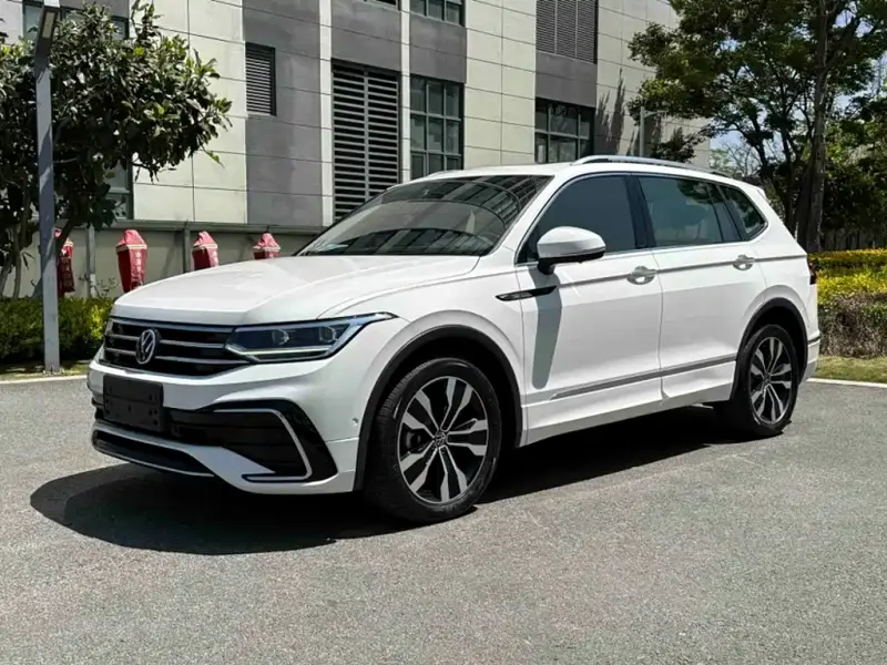 Volkswagen Tiguan L, 2022