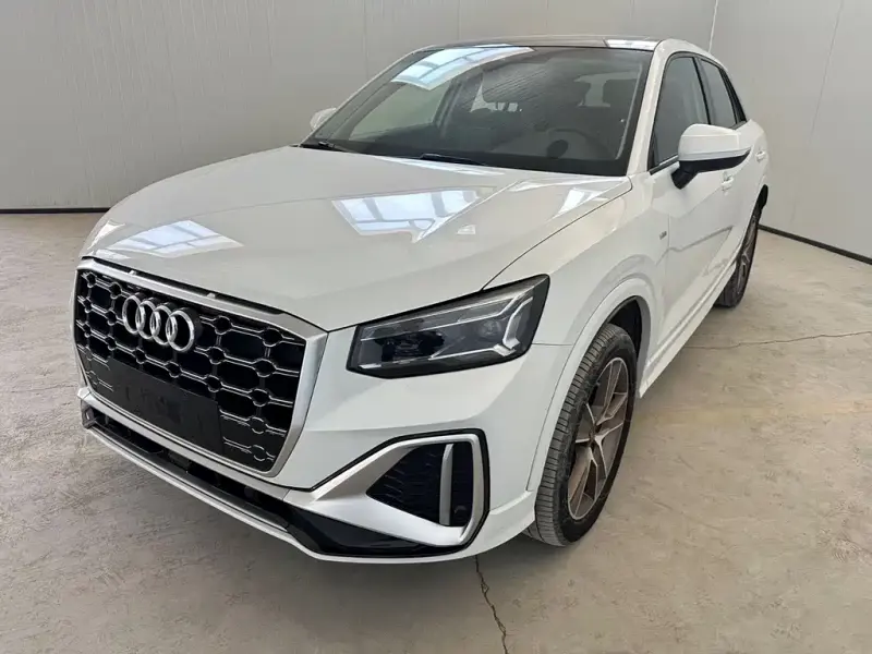 Audi Q2L, 2022