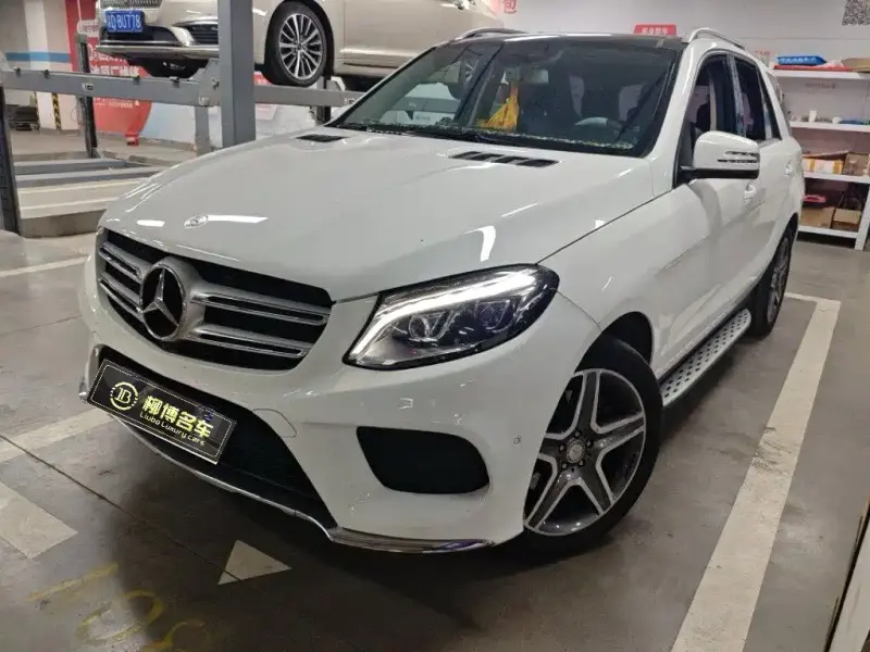 Mercedes-Benz GLE( ), 2016