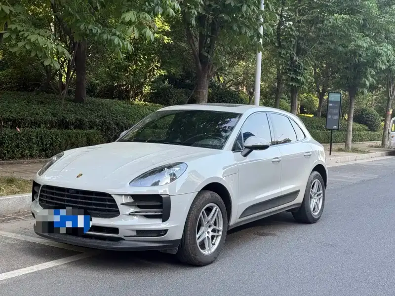 Porsche Macan, 2020