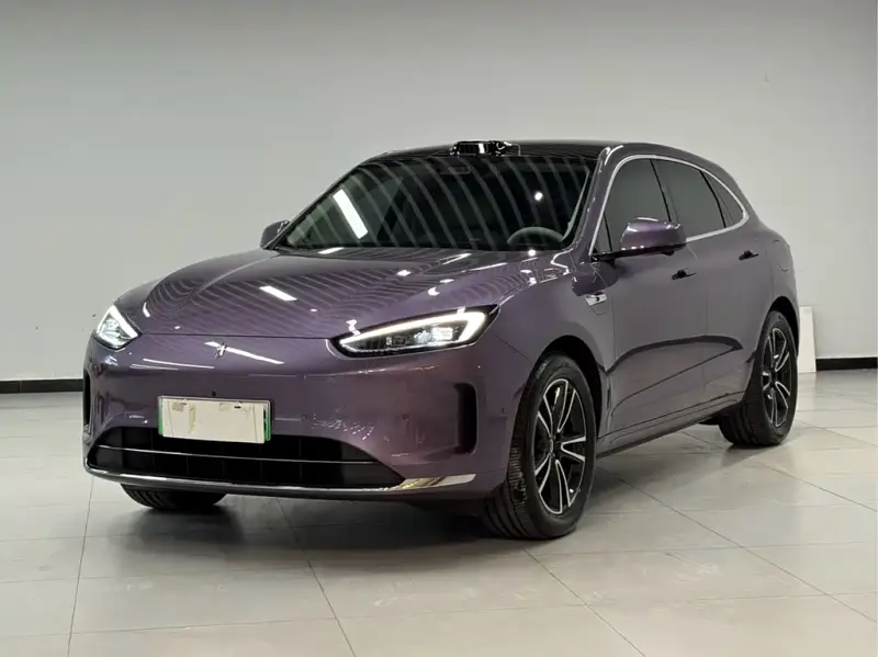 AITO M5, 2025
