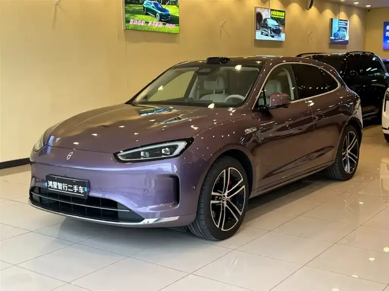 AITO M5, 2025