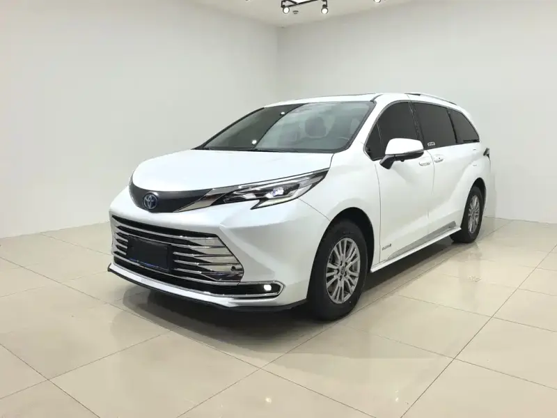 Toyota Sienna, 2023
