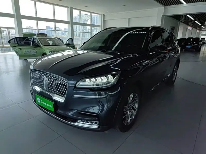 Lincoln Aviator, 2021