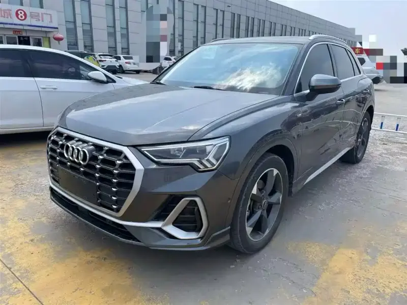 Audi Q3, 2022